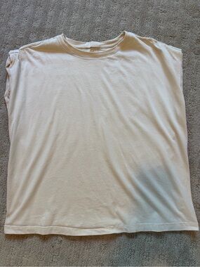 Nuuds muscle tee- size small bone